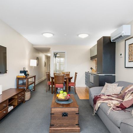 The Beacon - 2 Bedroom Town Center Apartment Κουίνσταουν Εξωτερικό φωτογραφία