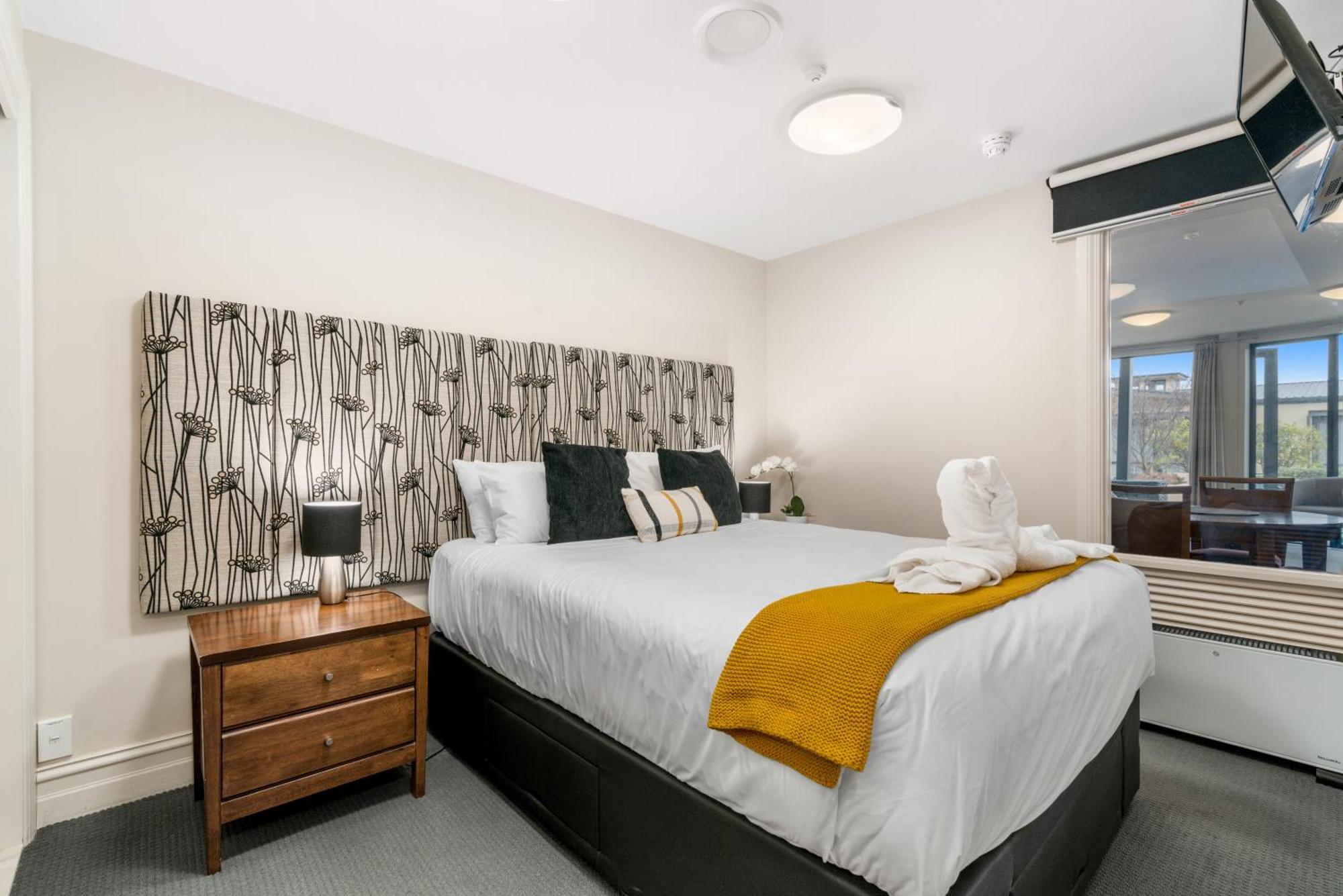 The Beacon - 2 Bedroom Town Center Apartment Κουίνσταουν Εξωτερικό φωτογραφία
