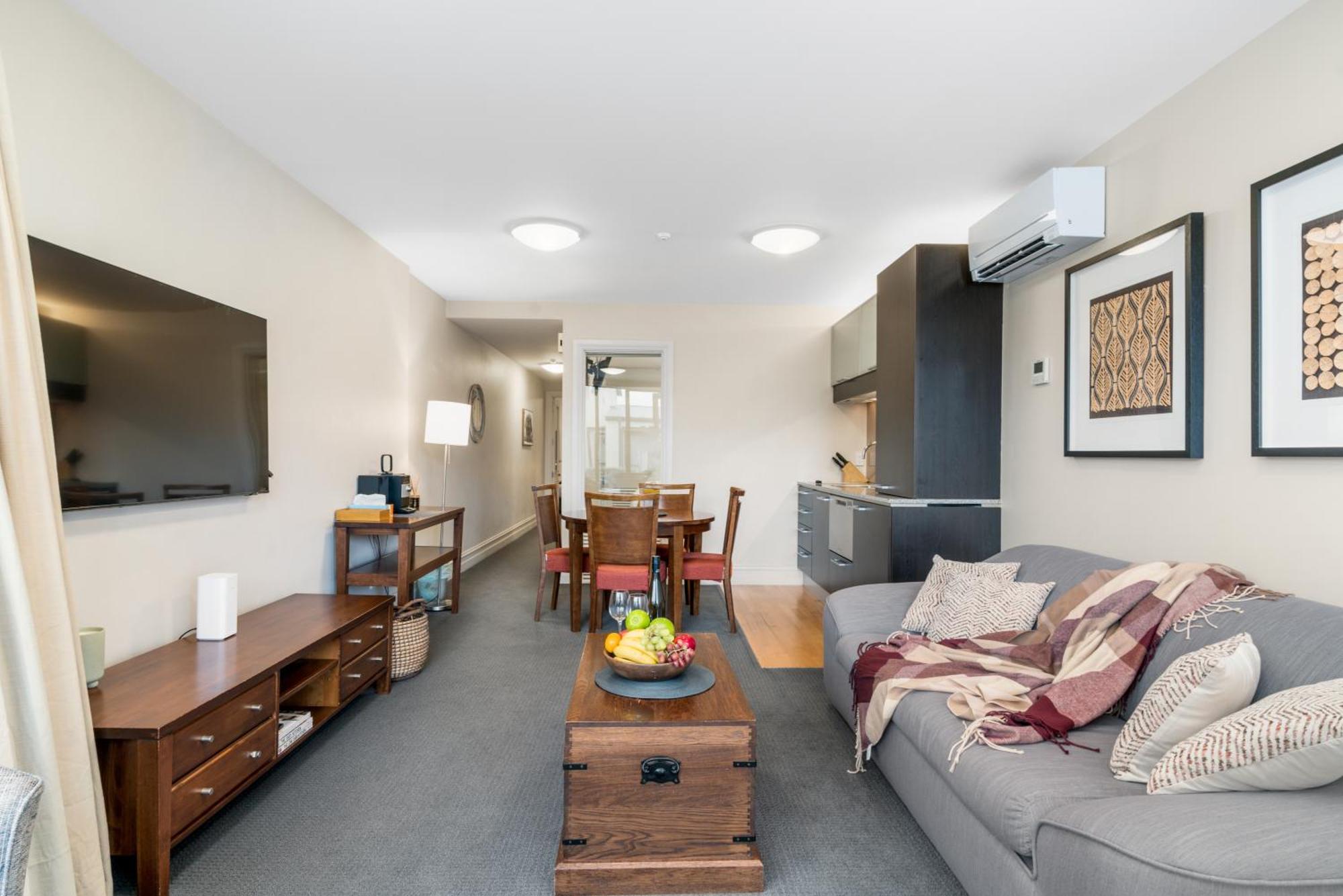The Beacon - 2 Bedroom Town Center Apartment Κουίνσταουν Εξωτερικό φωτογραφία